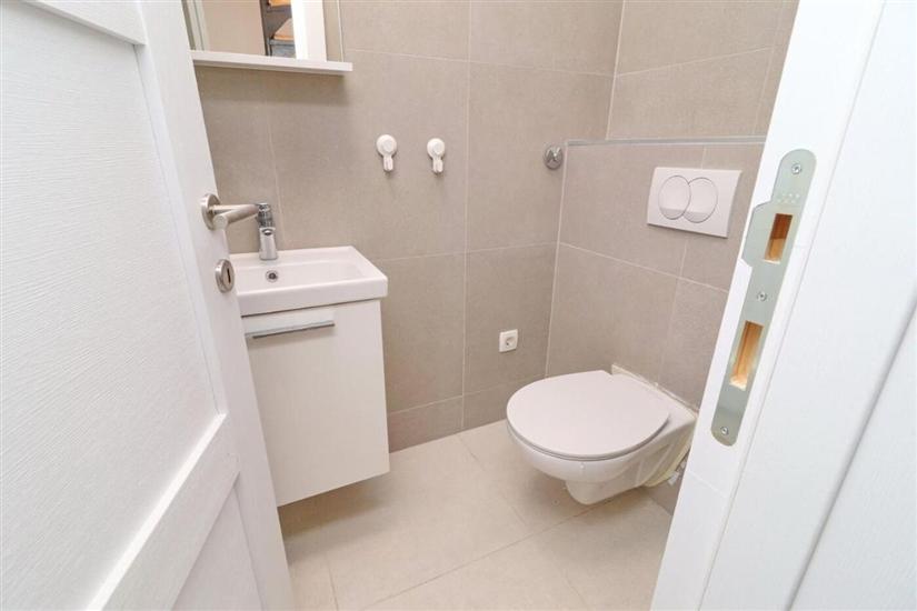 House K1, for 8 persons