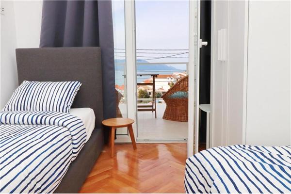 House K1, for 8 persons