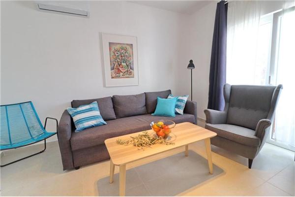 House K1, for 8 persons