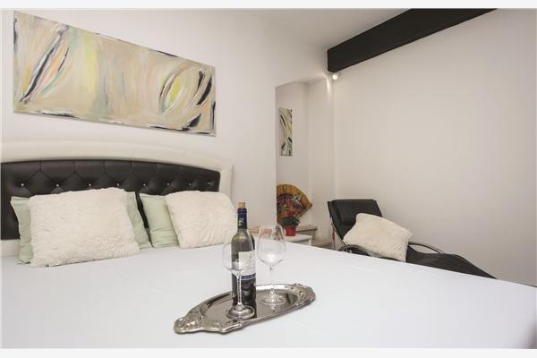 Apartment A1, for 7 persons