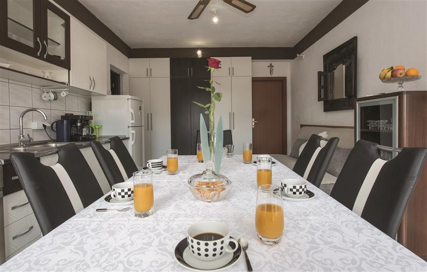 Apartment A1, for 7 persons