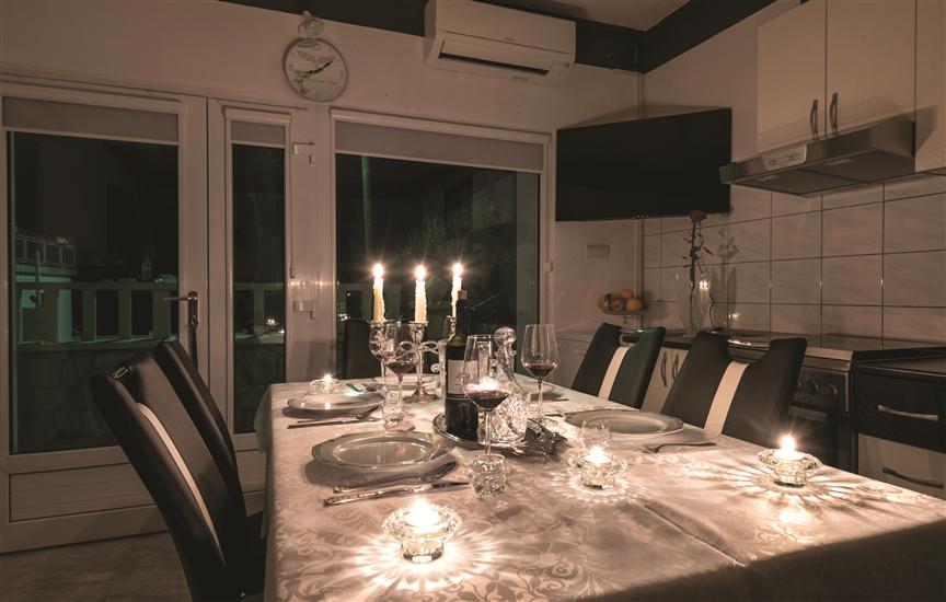 Apartment A1, for 7 persons