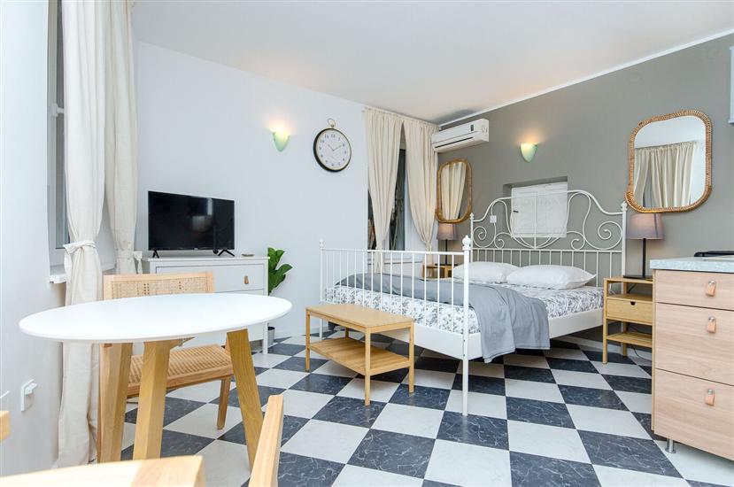 Apartment A1, for 2 persons