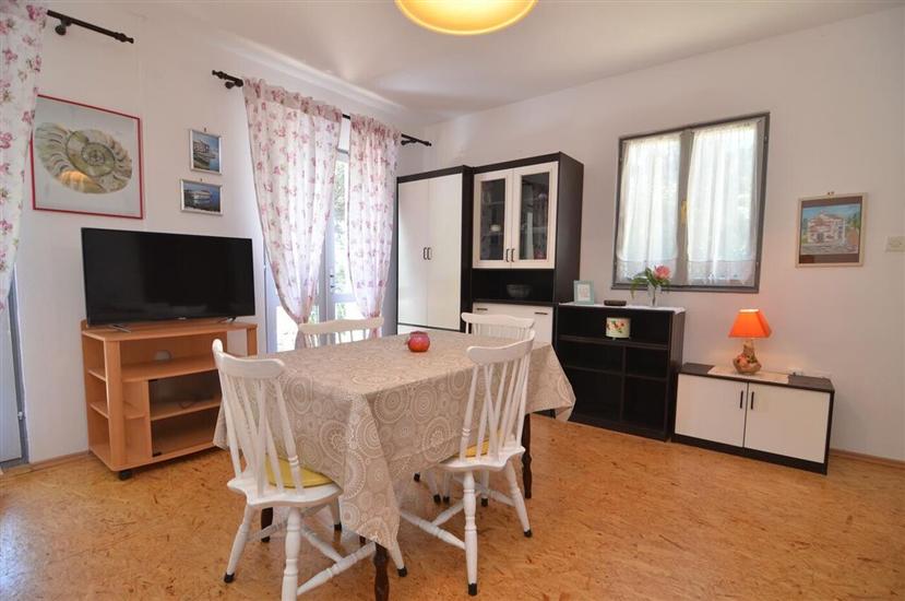 Apartment A2, for 4 persons