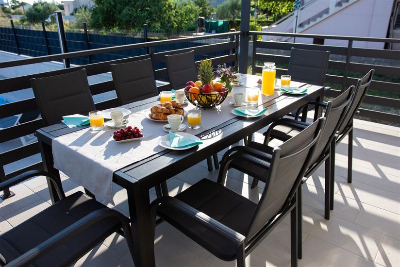 House K1, for 8 persons