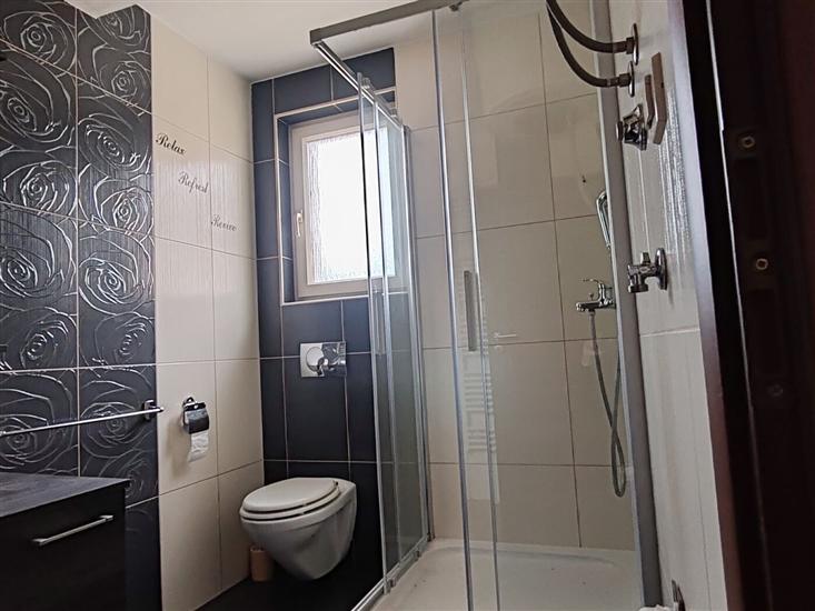 Apartman A4, na 5 osebe