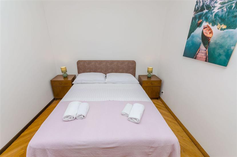 Apartment A4, for 6 persons