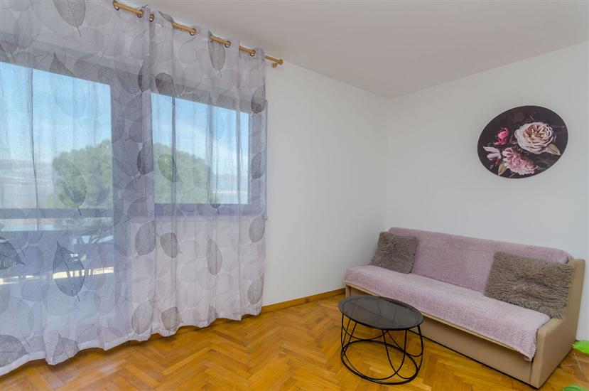 Apartment A4, for 6 persons