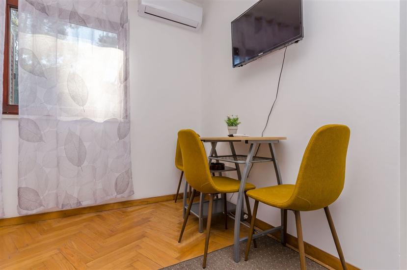 Apartment A5, for 3 persons