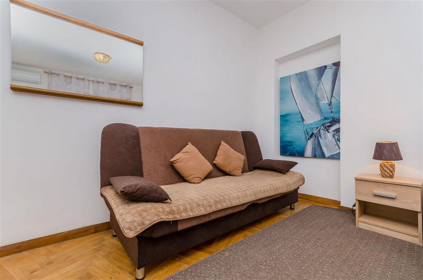 Apartment A5, for 3 persons
