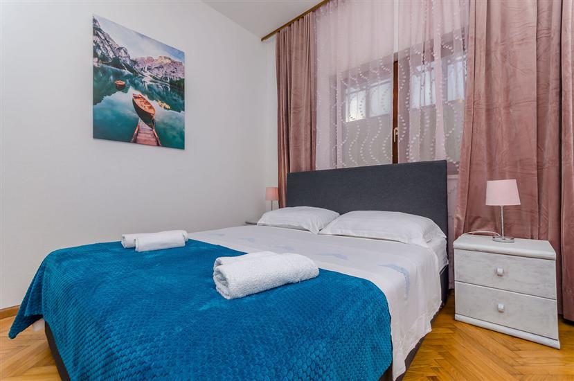 Apartment A2, for 3 persons