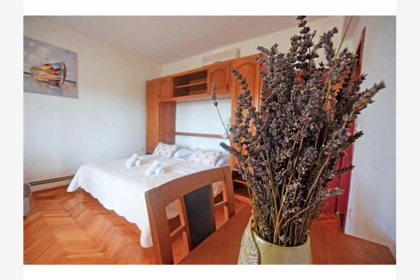 Room S2, for 2 persons