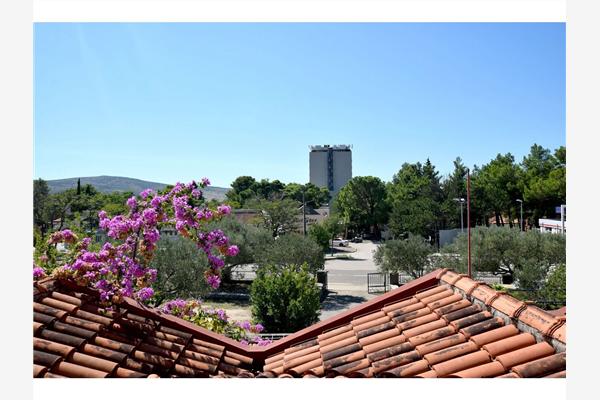 Room S2, for 2 persons