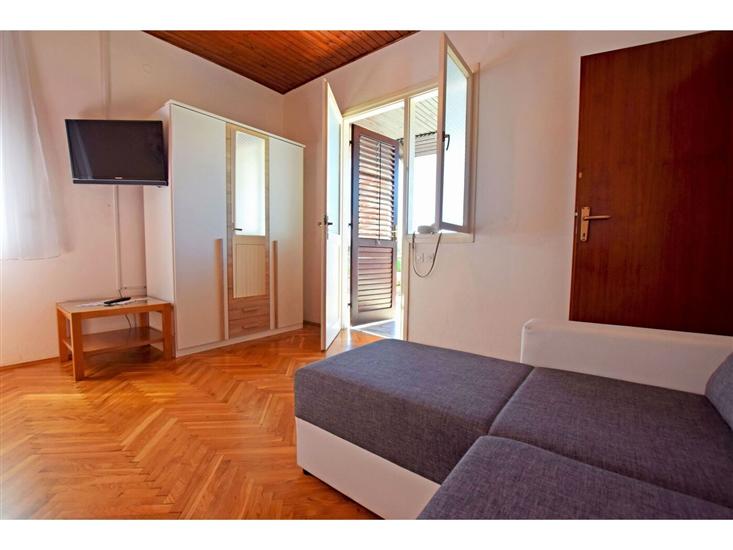 Apartment A5, for 3 persons