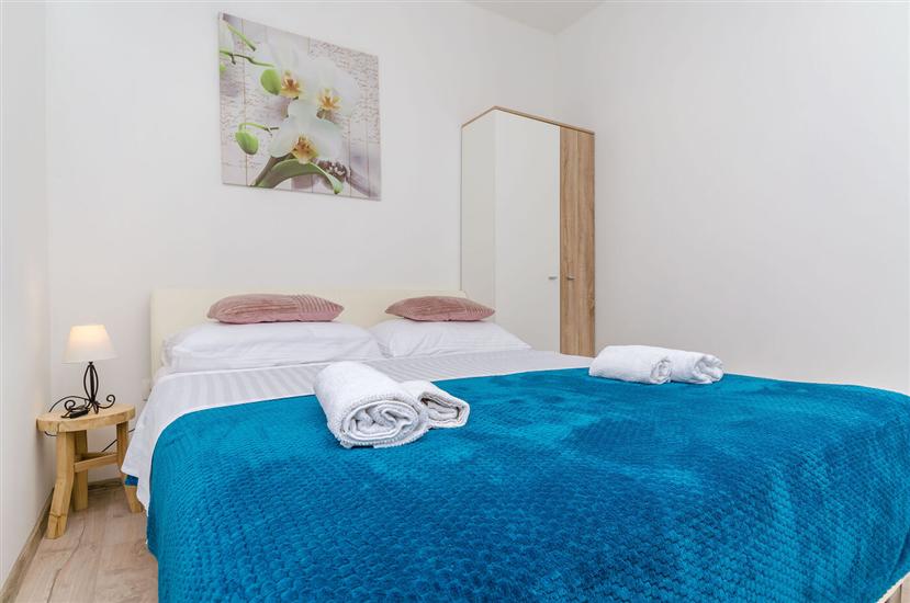 Apartment A1, for 3 persons