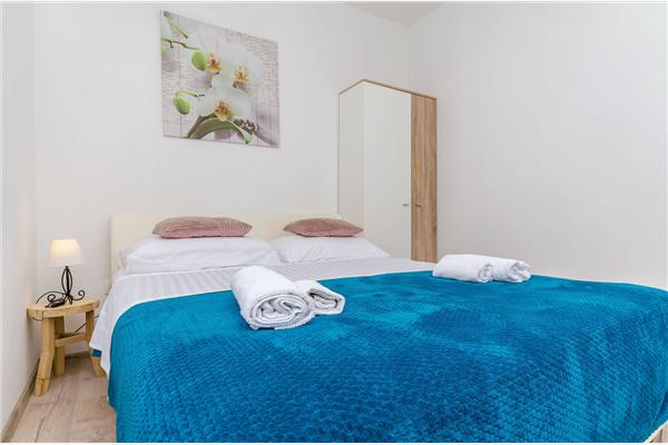 Apartment A1, for 3 persons