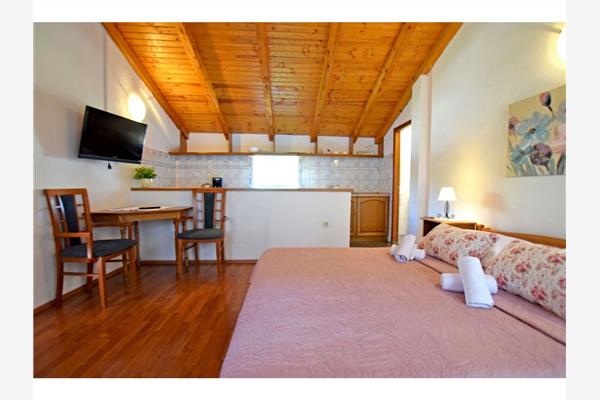 Apartment A8, for 2 persons