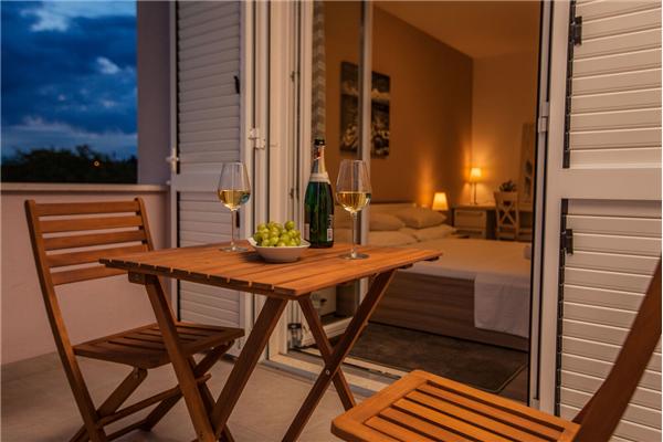 House K1, for 10 persons