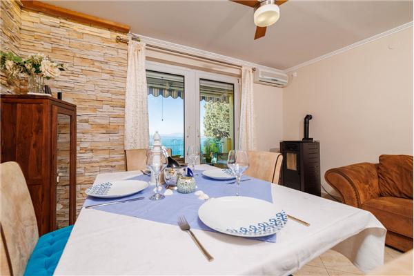 Apartment A1, for 4 persons