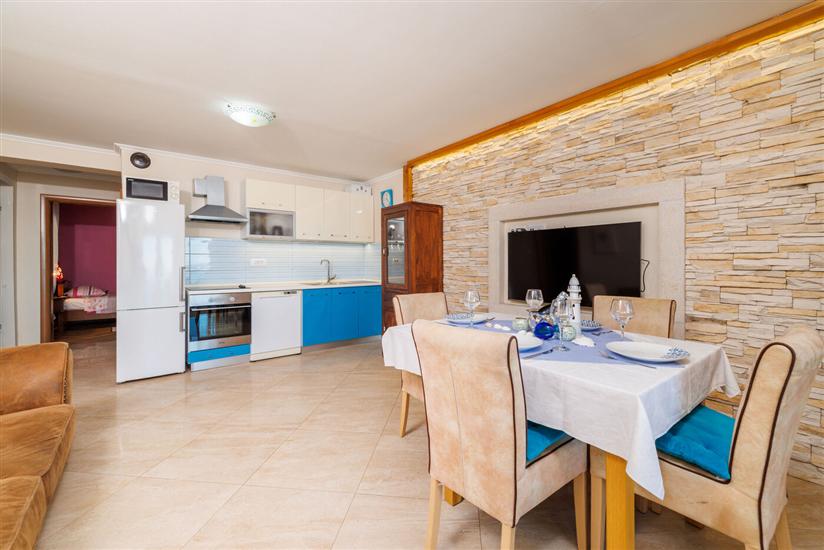 Apartment A1, for 4 persons