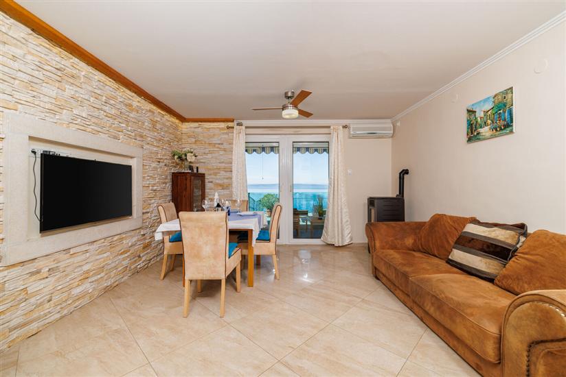 Apartment A1, for 4 persons