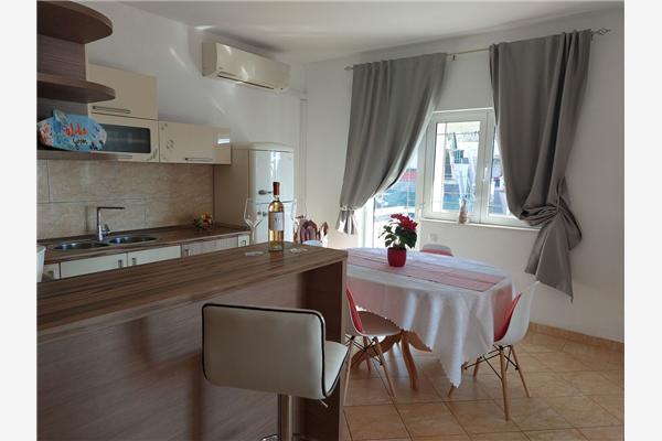 Apartment A1, for 4 persons