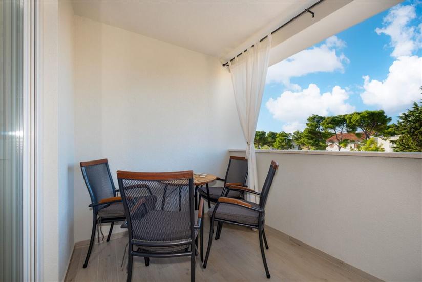 Apartment A1, for 5 persons