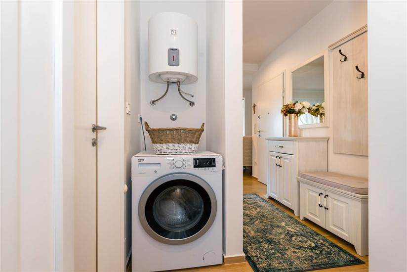 Apartment A1, for 5 persons