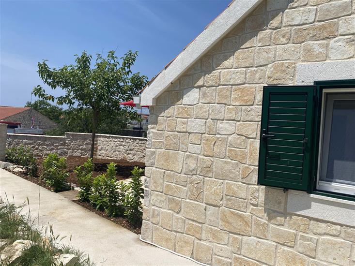 House Little Flower 1