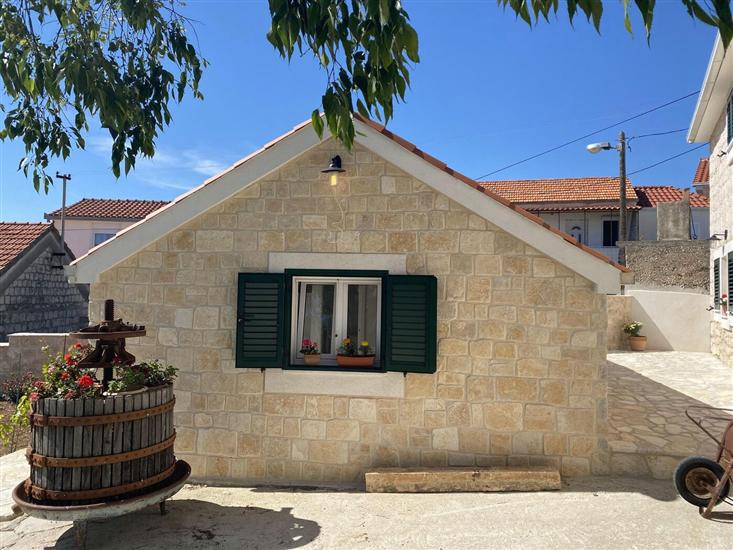 House Little Flower 2