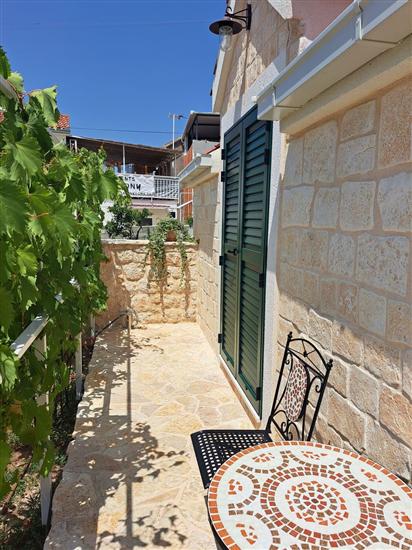 House Little Flower 2