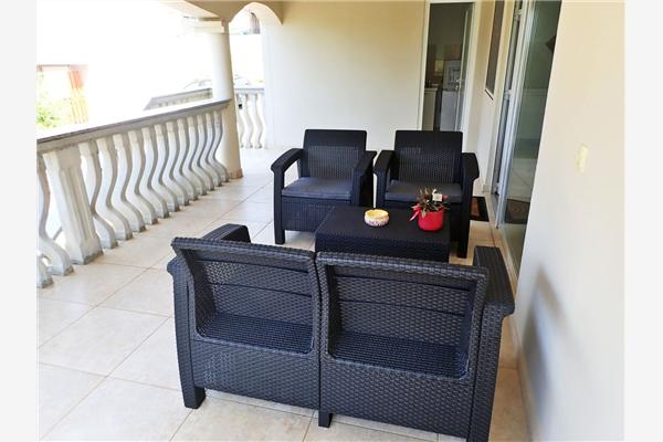 Apartment A1, for 5 persons