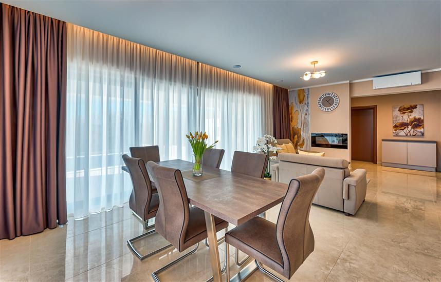 House K1, for 8 persons