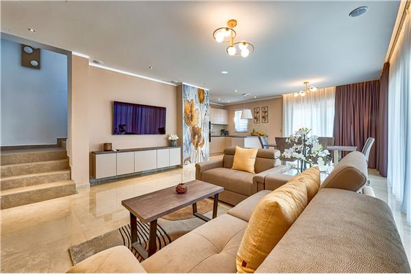 House K1, for 8 persons