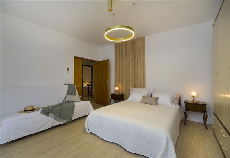 Apartment A2, for 6 persons