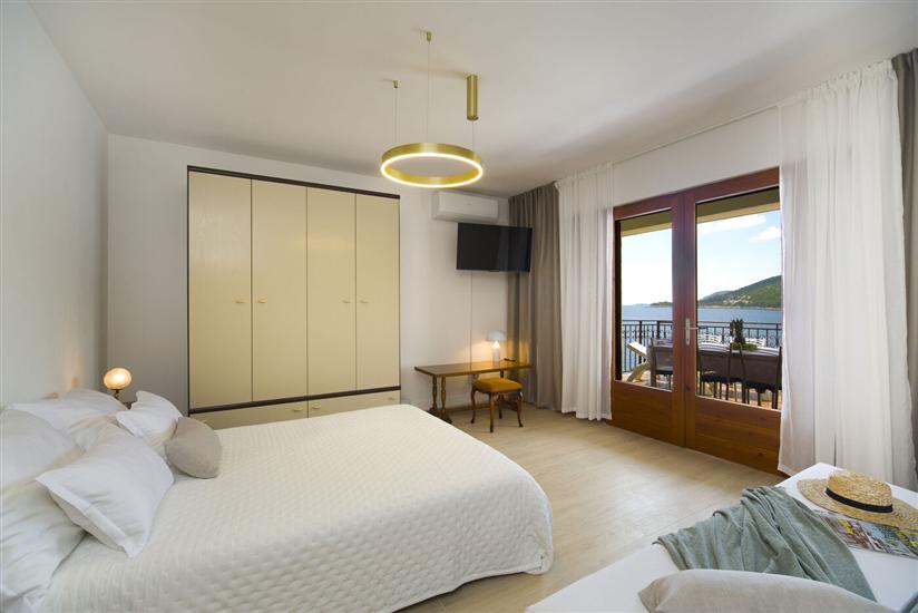 Apartment A2, for 6 persons