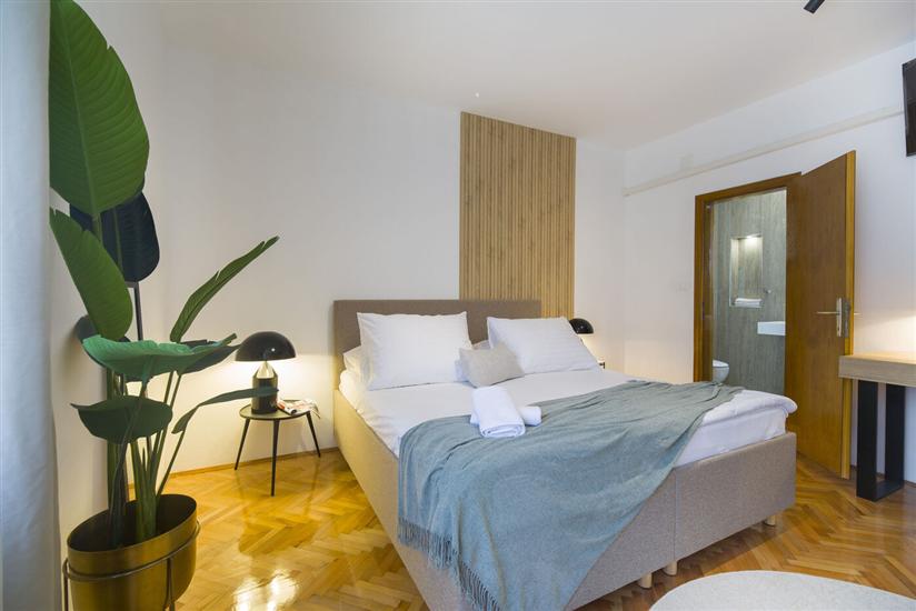 Apartment A2, for 6 persons