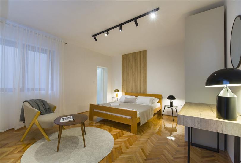 Apartment A1, for 6 persons