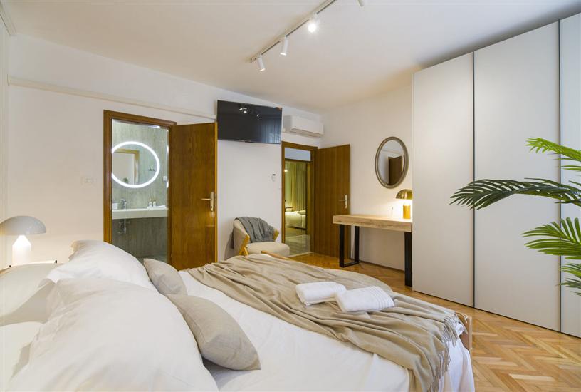 Apartment A1, for 6 persons