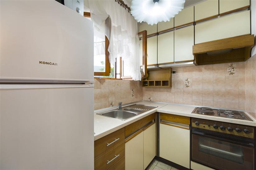 Apartment A1, for 6 persons