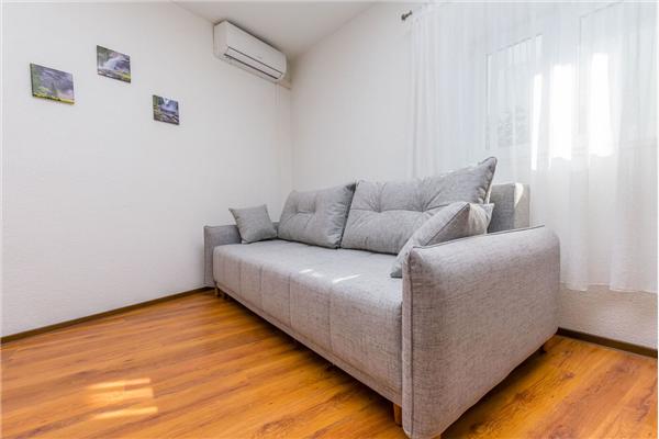 Apartment A1, for 5 persons