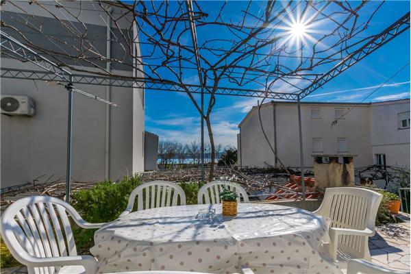 Apartment A1, for 5 persons