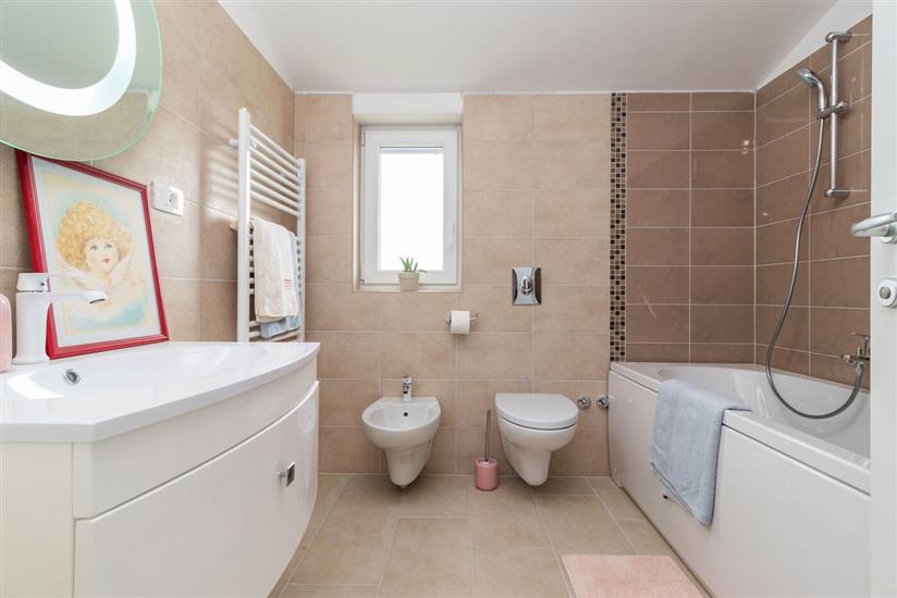 House K1, for 9 persons