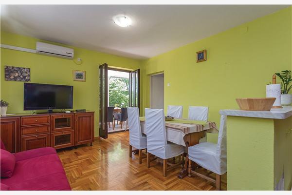 House K1, for 10 persons