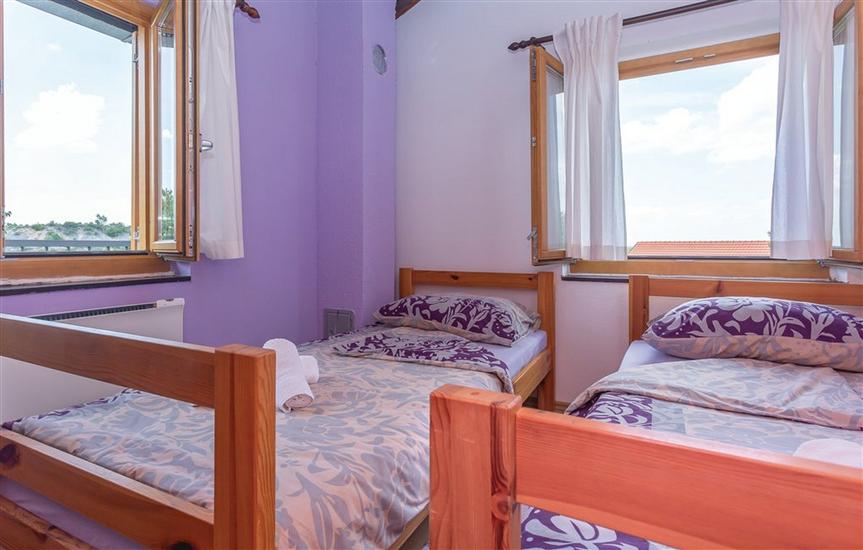 House K1, for 10 persons