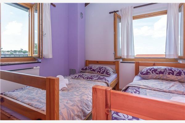 House K1, for 10 persons