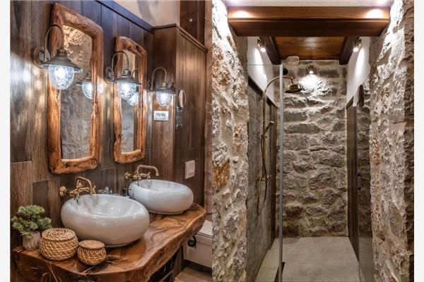 House K1, for 16 persons