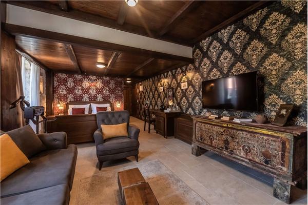 House K1, for 16 persons