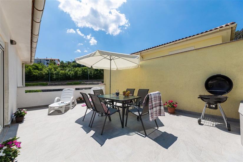Apartment A1, for 5 persons