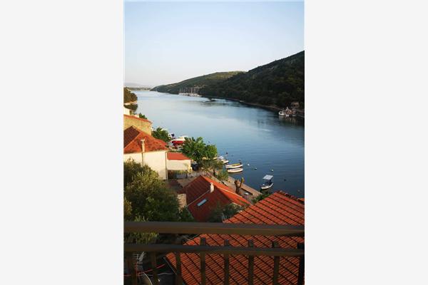 Apartment A4, for 4 persons